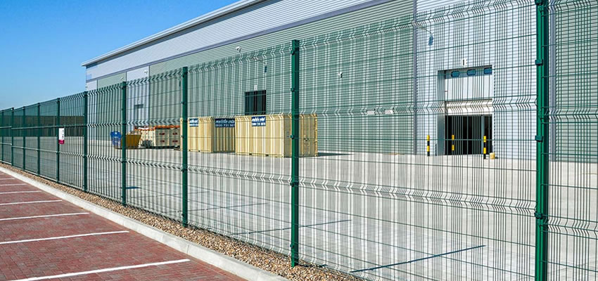 Versatile Fencing and Wire Products for Modern Security and Space Management